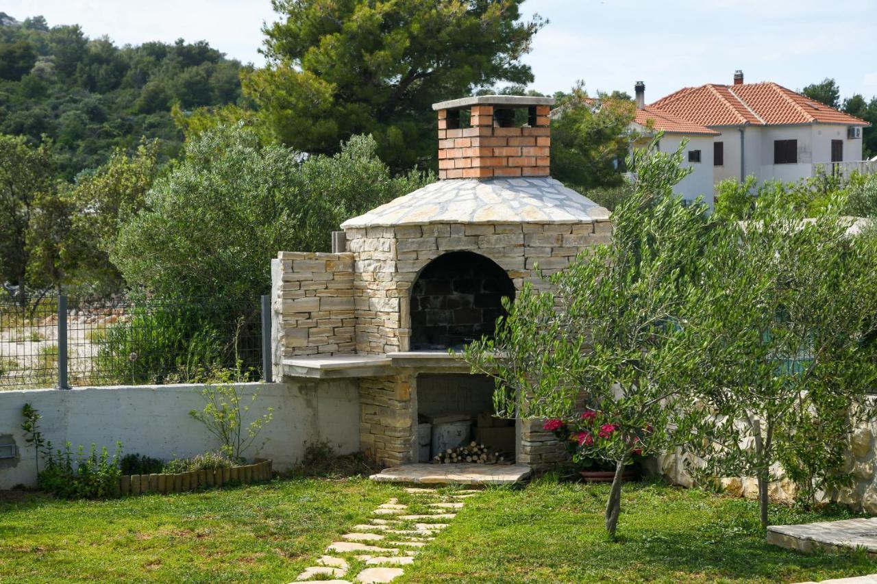 Holiday Home Mb Ražanj 外观 照片