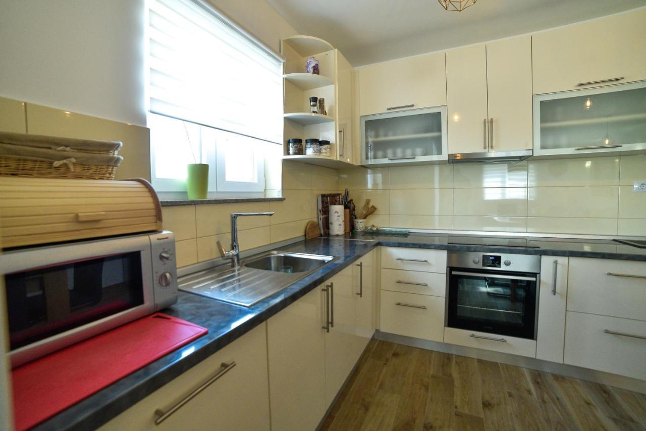 Holiday Home Mb Ražanj 外观 照片