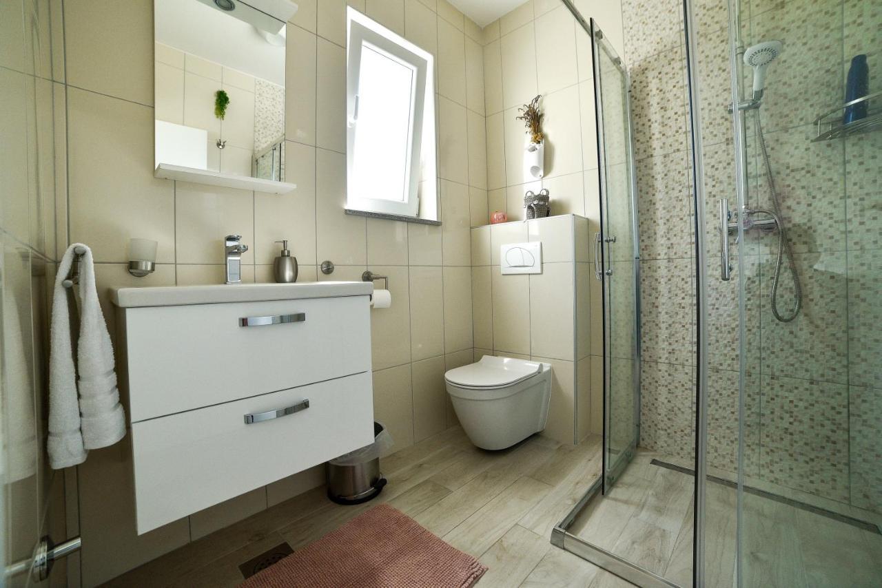 Holiday Home Mb Ražanj 外观 照片
