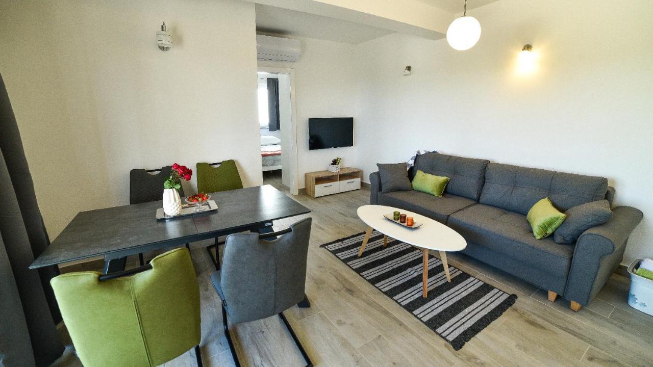 Holiday Home Mb Ražanj 外观 照片