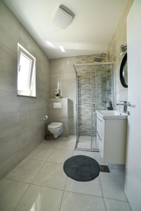 Holiday Home Mb Ražanj 外观 照片