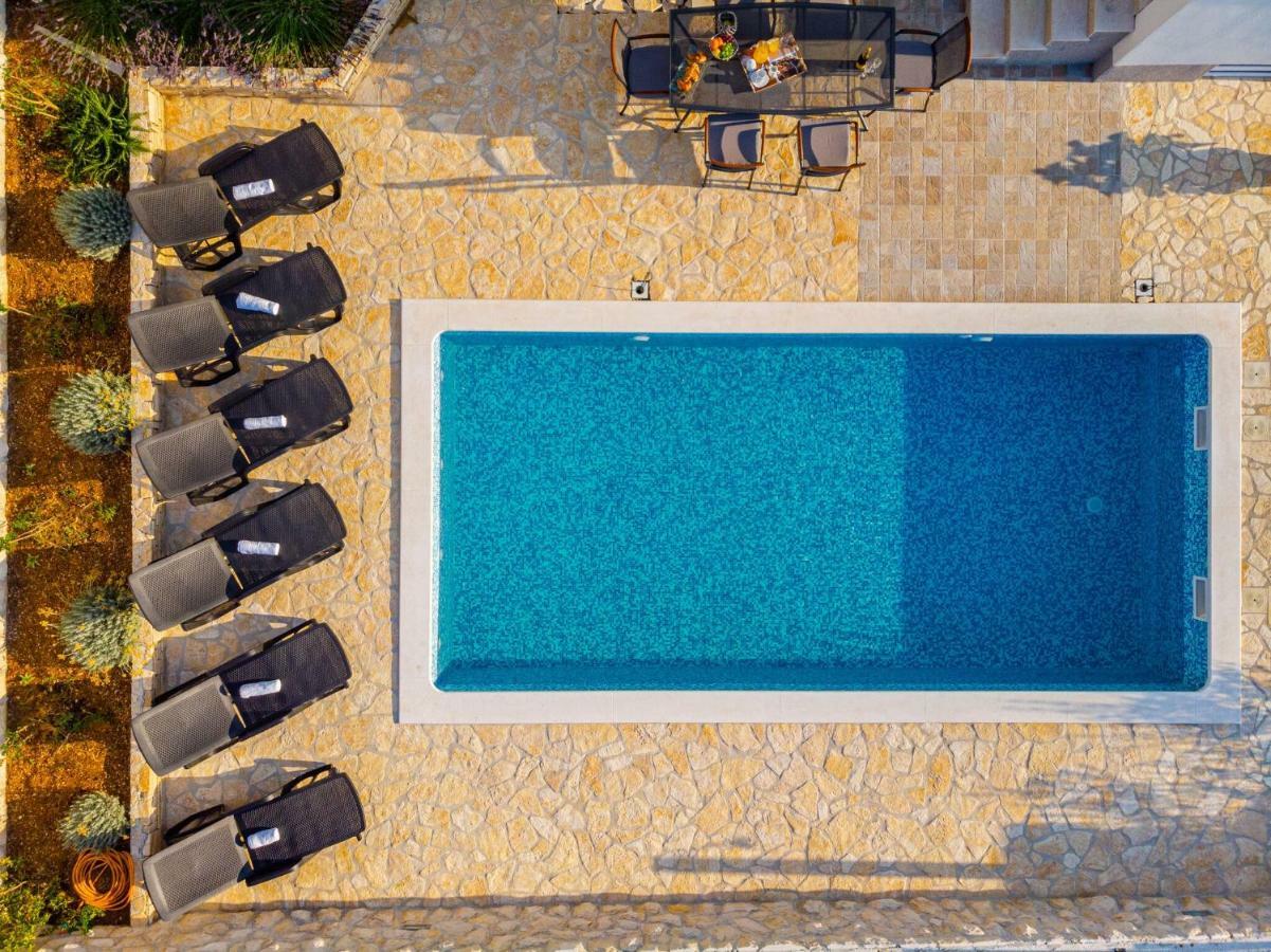 Holiday Home Mb Ražanj 外观 照片