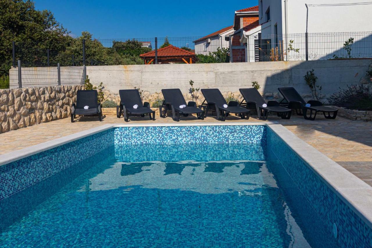 Holiday Home Mb Ražanj 外观 照片